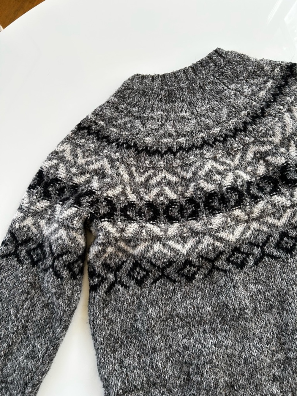 Abercrombie and Fitch Sweater